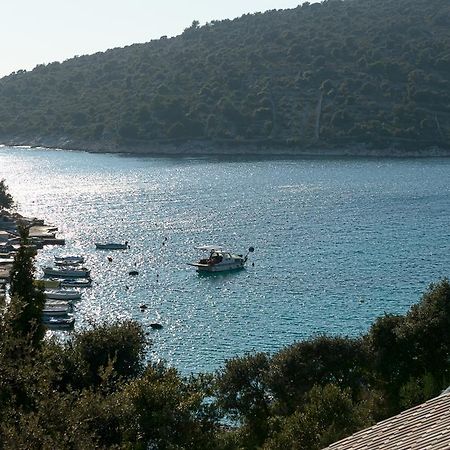 Holiday Home Mirna Vala Sevid Exterior photo