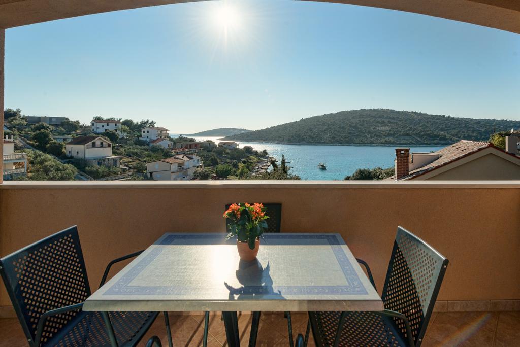 Holiday Home Mirna Vala Sevid Exterior photo